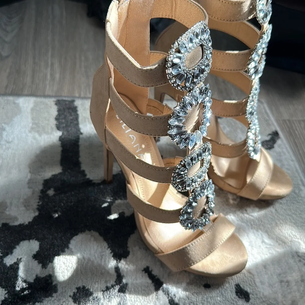 Nude embellished heels - Picture 2 of 5